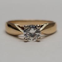 14 Karat Yellow Gold Solitaire Ring - Size: 5.5