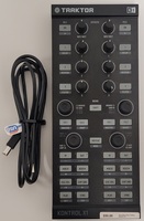 Native Instruments Traktor Kontrol X1 DJ Control Interface