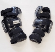 GAIT By DeBeer Lacrosse Elbow Pads Youth Size Medium - Protective Gear
