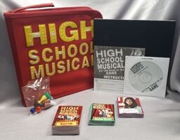 HIGH SCHOOL MUSICAL GET'CHA HEAD IN THE GAME BOARDGAME