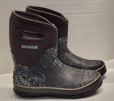 Bogs Women's Classic Mid Fern Boots US Size 7 - Waterproof Insulated