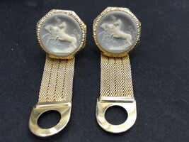 Cufflinks mesh wrap around 