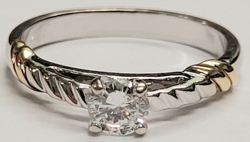 14 Karat Two Tone Solitaire Diamond Ring - Size: 7.75