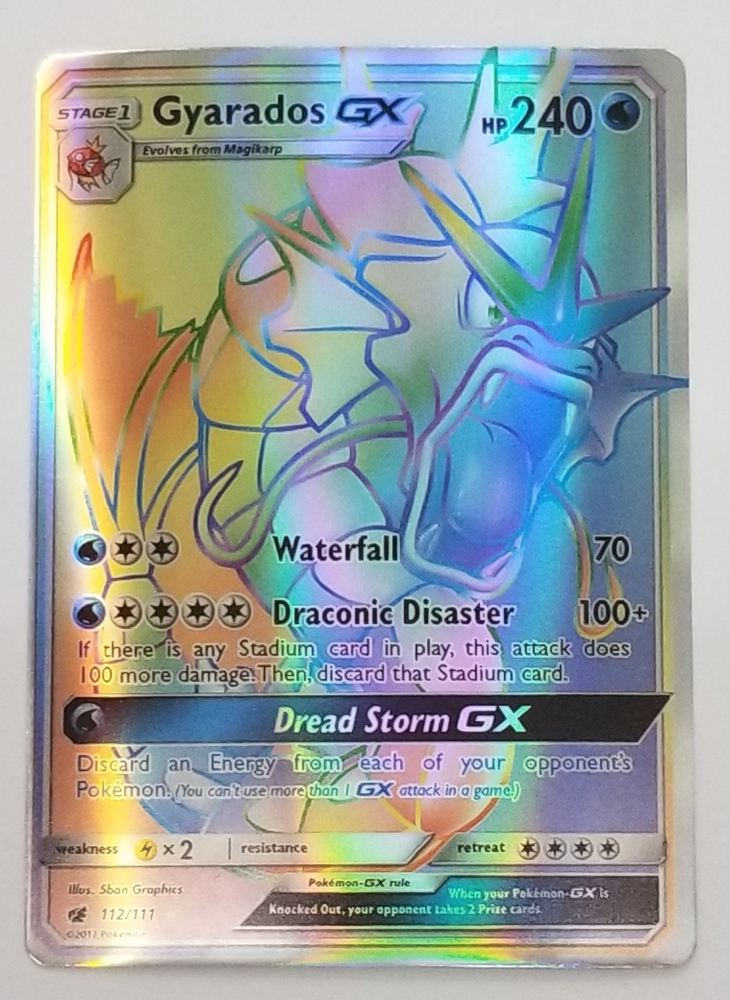 GYARADOS GX 112/111 SECRET RARE RAINBOW HOLO NOT TEXTURED Avenue