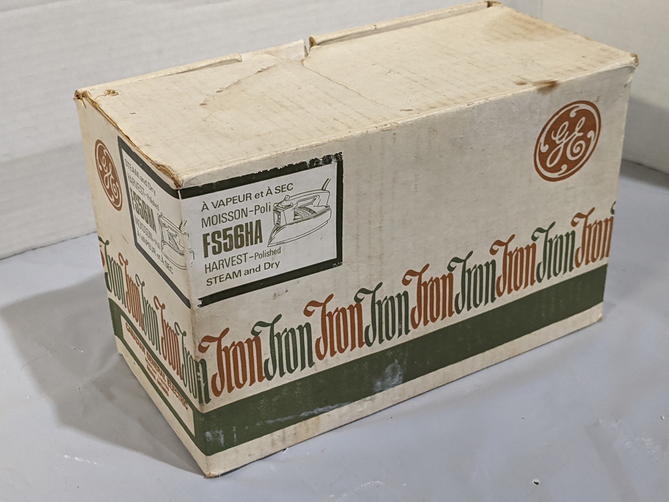 Vintage GE General Electric Iron Steam & Dry Harvest FS56HA Original Box