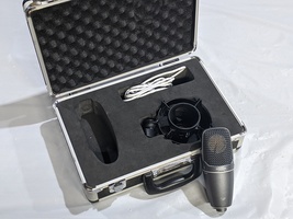 Shure PG42 Cardioid Condenser Vocal Professional Microphone + Case & Shock Mount