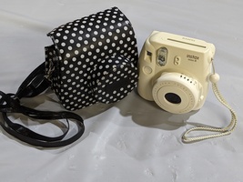 Fujifilm Instax Mini 8 Instant Film Camera (white) w. polka dot case