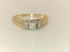 Lady's 14 Karat Yellow Gold Engagement Ring