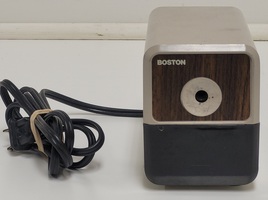 BOSTON 18 ELECTRIC PENCIL SHARPNER 