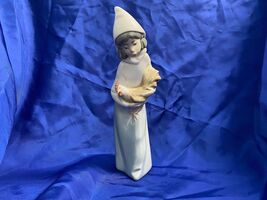 LLadro 4677 - Shepherdess with Rooster - No box