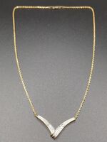 Lady's 14 Karat Yellow Gold Necklace with V Shape Front