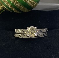 White Gold Solitaire 0.90 ct w Appraisal