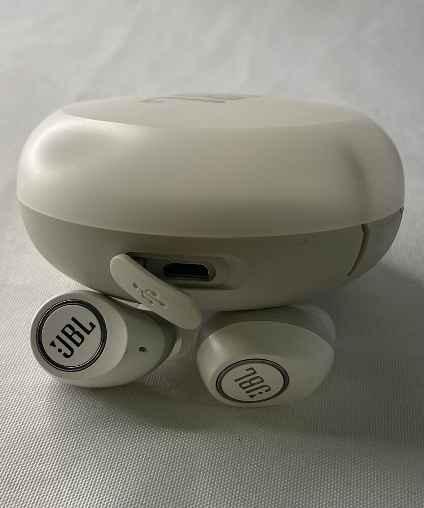 JBL Free X True Wireless Headphones Avenue Shop Swap & Sell