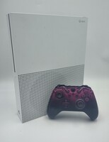 Microsoft Xbox One S Console 1681 - 500GB With All Cords and Controller
