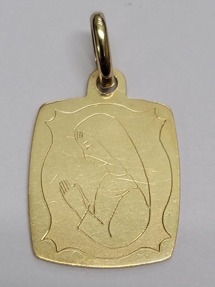 18 Karat Yellow Gold Religious Pendant Charm Avenue Shop Swap & Sell