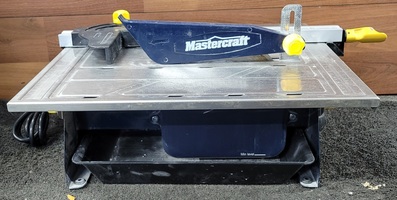 Mastercraft Wet Tile Saw Model 55-6869-8 Maximum Cutting Depth 1 3/8