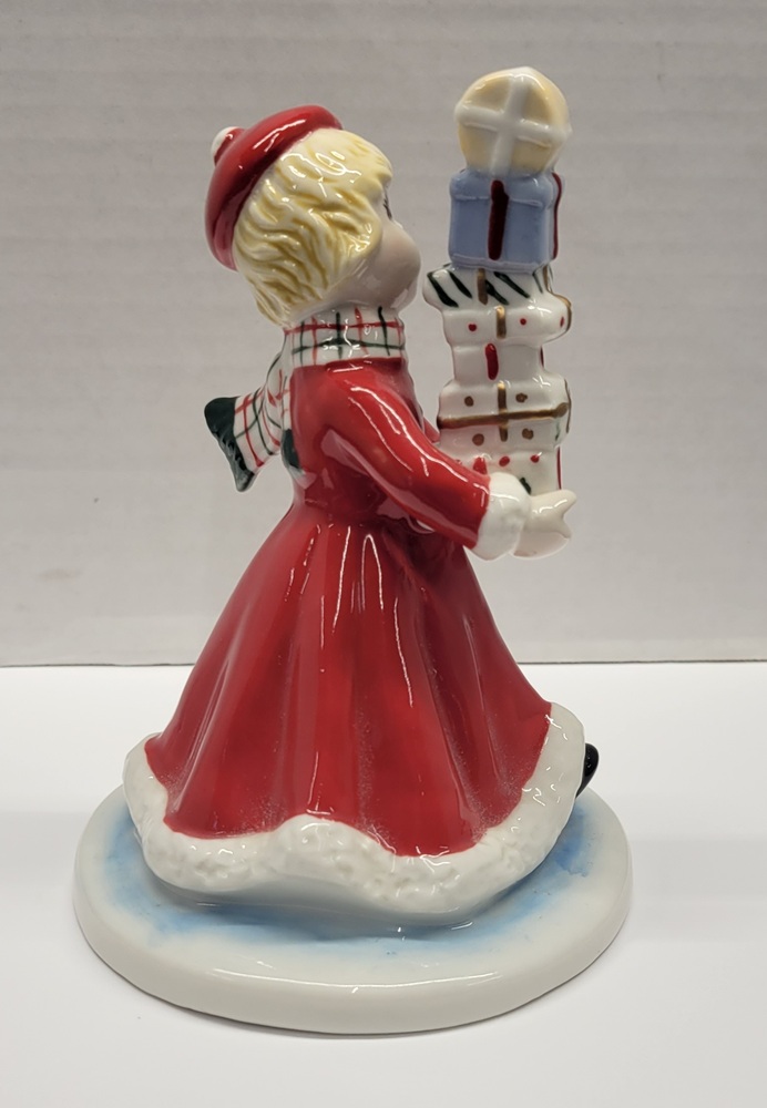 Royal Doulton Wrapped and Ready Hand Decorated Porcelain Figurine 2016