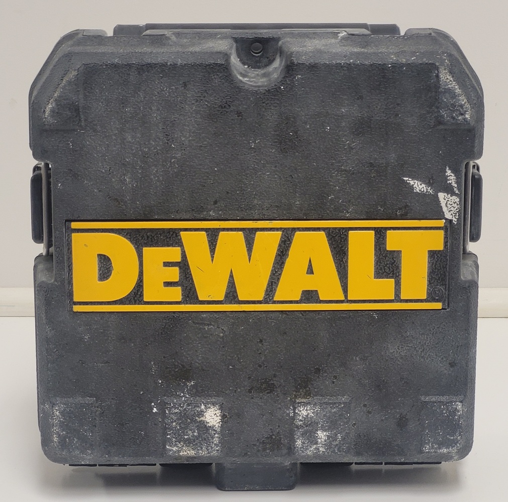 Dewalt Red SelfLeveling CrossLine Laser Level (DW088) Avenue Shop