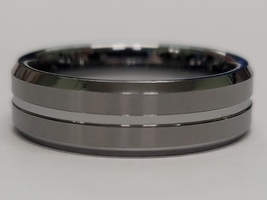 MR Tungsten Carbide 7MM Ring - Size: 10.5