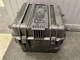 Pelican 0340 Rolling Protector Cube Case