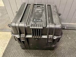 Pelican 0340 Rolling Case