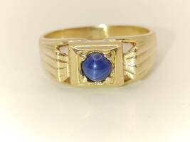 Men's 10 Karat Yellow Gold Blue Stone Ring