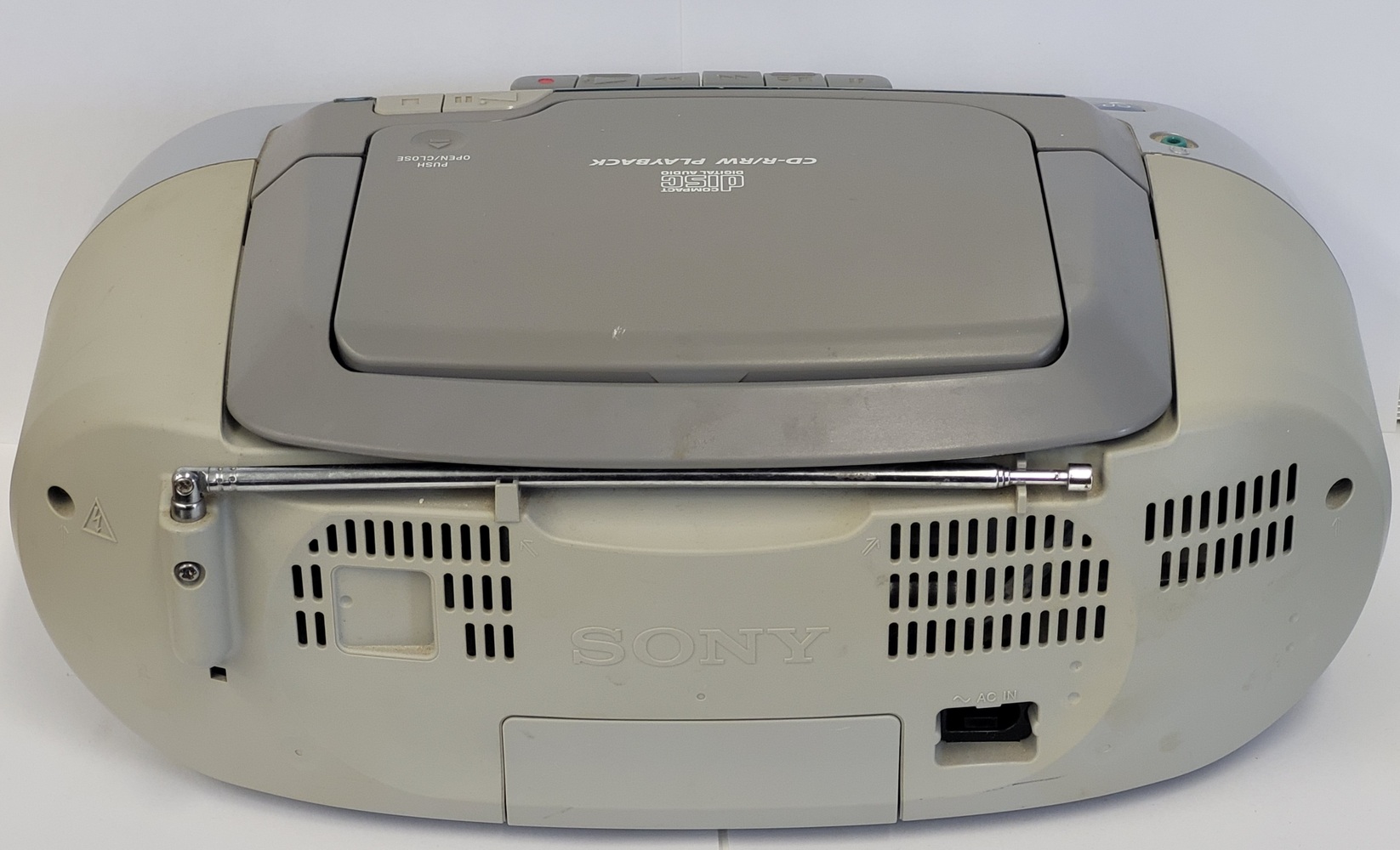 SONY CFDS01 CD AND CASSETTE PLAYER Avenue Shop Swap & Sell