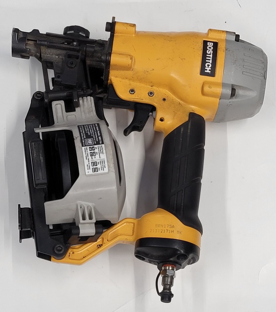 Bostitch 15 Degree Coil Roofing Nailer Model BRN175A 3/4"1 3/4