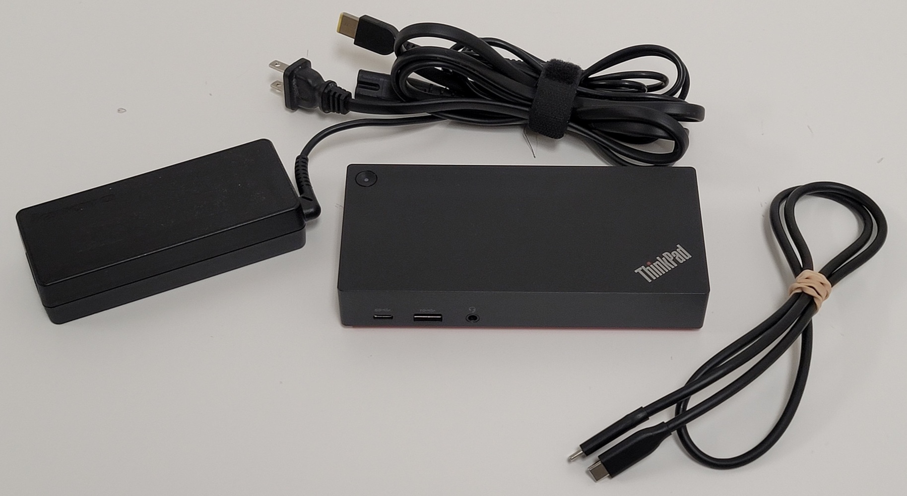 Lenovo ThinkPad USB-C Dock Gen 2 | Avenue Shop Swap & Sell