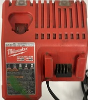 MILWAUKEE 48-59-1812 BATTERY CHARGER