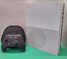 Xbox One S (All Digital Version) Console 1681 - 1Tb w/Cords and Elite Controller