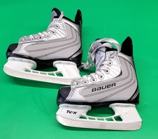 Bauer 22 Ice Hockey Skates Size Y9