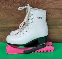 FILA Figure Skates Youth Size 10 with Guards