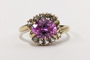 10 Karat Yellow Gold Non-Diamond Ring - Size 6