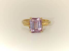Lady's 10 Karat Yellow Gold Ring with Purple Stone