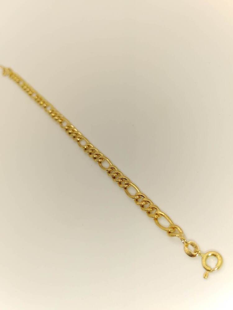 18 Karat Yellow Gold Figaro Bracelet