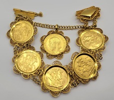 Vintage 22k-24k British Sovereign Coin Bracelet with Pin Lock Closure