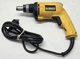 DEWALT Electric Drywall Screwdriver - VSR - 6.0 A *READ*