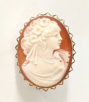 10 Karat Yellow Gold Cameo Broach