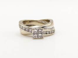 Lady's 14 Karat White Gold Princess Cut Diamond Engagement Ring