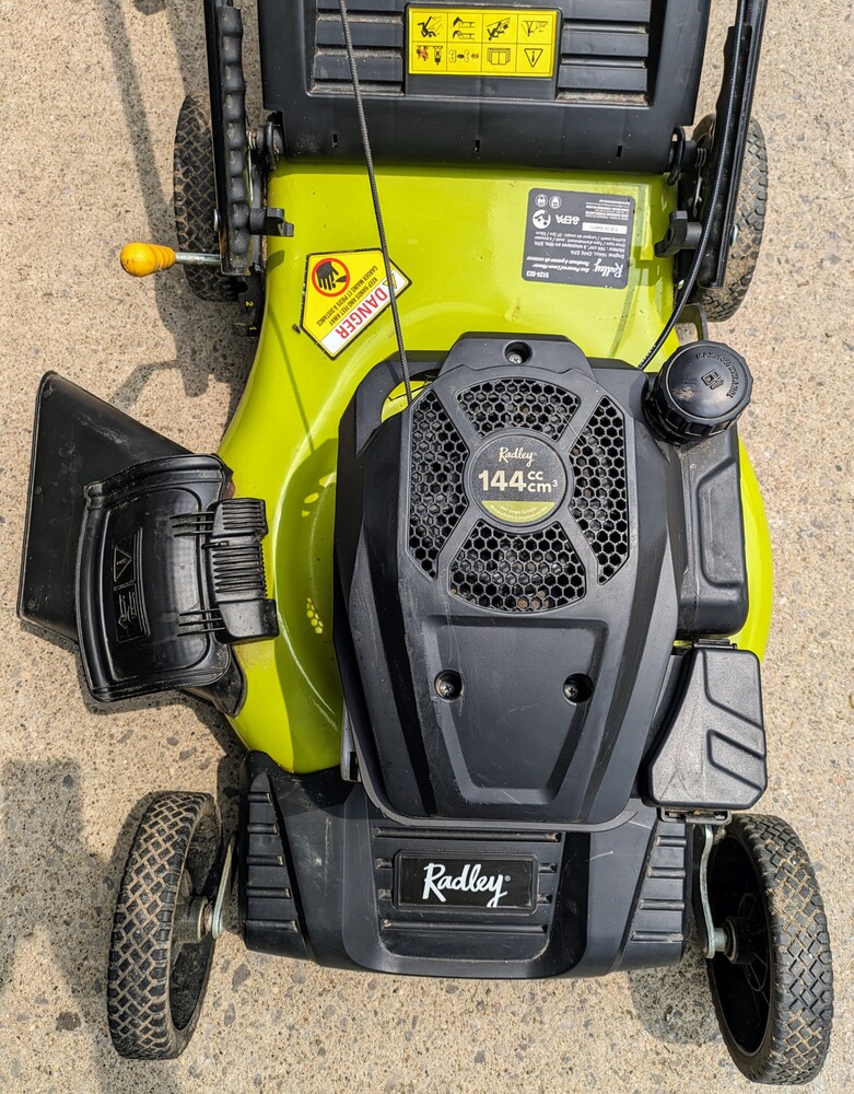 RADLEY 144cc 3in1 Gas Lawn Mower 22" with Catcher/Bag, Deflector