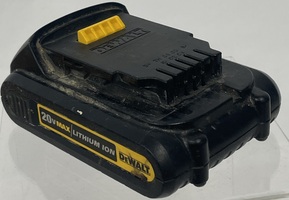 DEWALT DCB201 20V 1.5AMP BATTERY