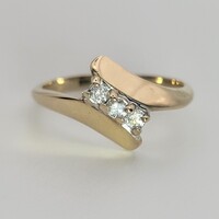 10 Karat Yellow Gold 0.09 CTW Diamond Ring
