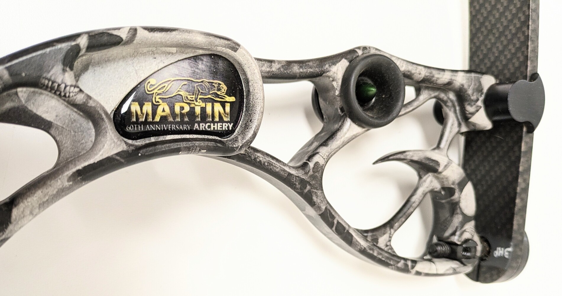 Martin Firecat 360 Skull Camo Right Hand Draw Compound Bow + Hard Case Avenue Shop Swap & Sell