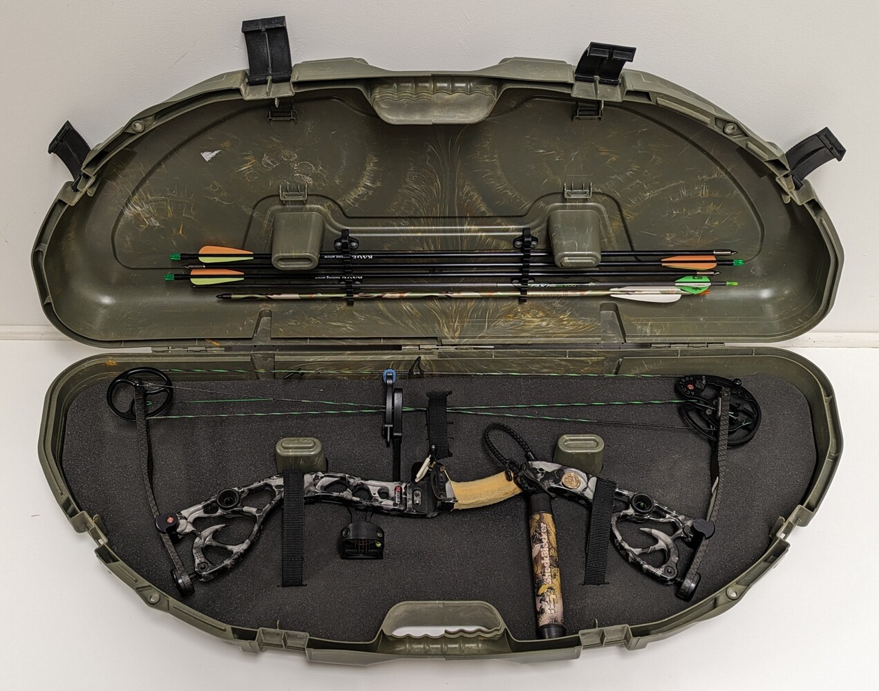 Martin Firecat 360 Skull Camo Right Hand Draw Compound Bow + Hard Case Avenue Shop Swap & Sell