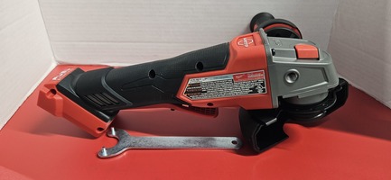 Milwaukee 2880-20 like new in box, only put together for photos