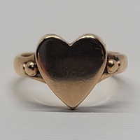 14 Karat Yellow Gold Heart Signet Ring - Size: 7