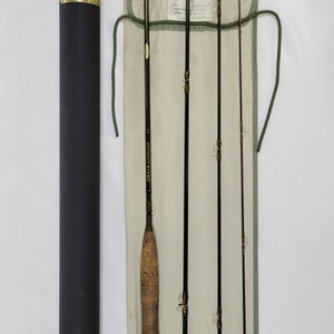 Orvis Superfine Trout Bum 8' Fly Fishing Rod with Pouch & Tube 4PC 4 WT 2 5/8 oz
