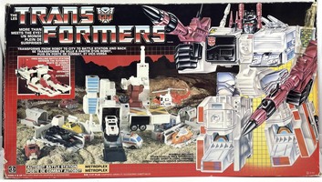 1986 Hasbro Canada G1 Transformers Metroplex