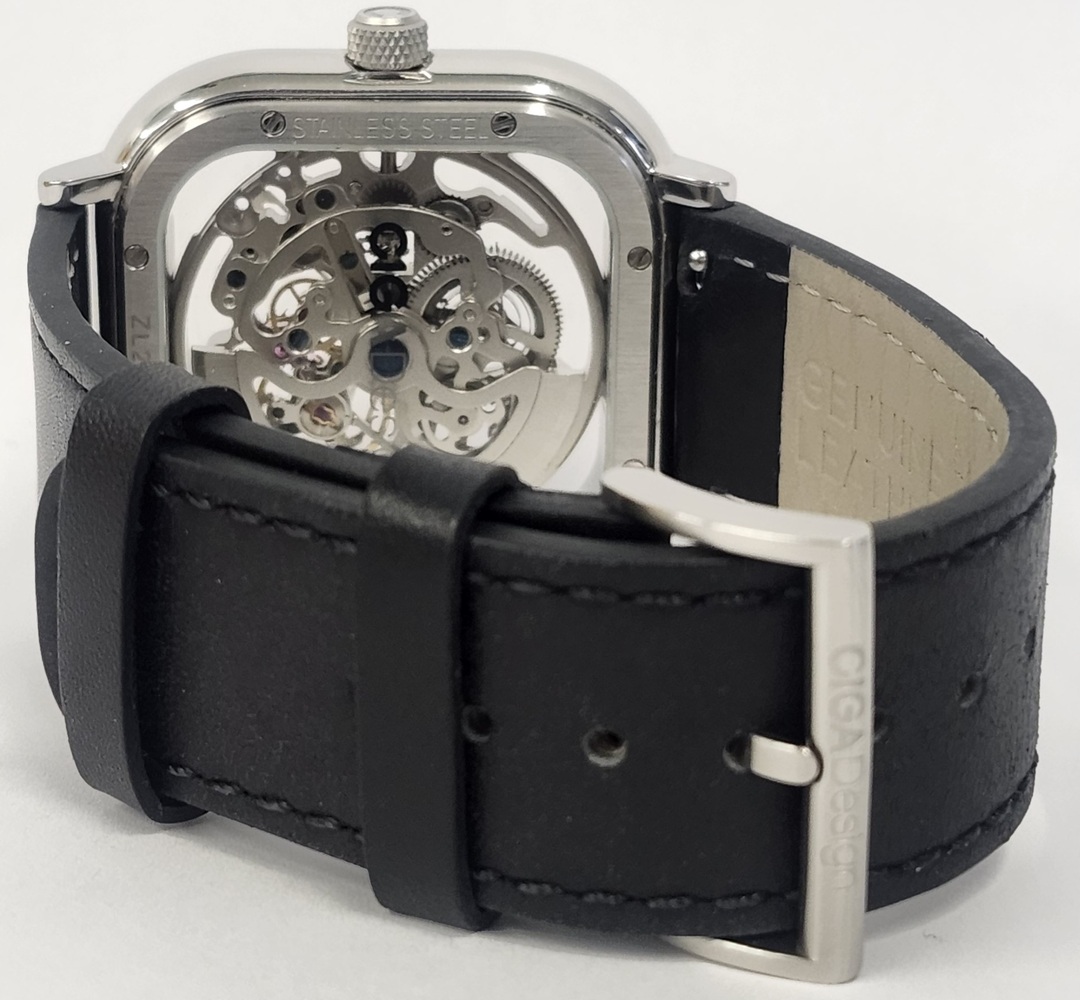 Cigadesign Z011 Wrist Watch with Extra Band 